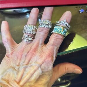 Ladies asst of sz 7 rings, only 1 wasn’t purchased from Jtv